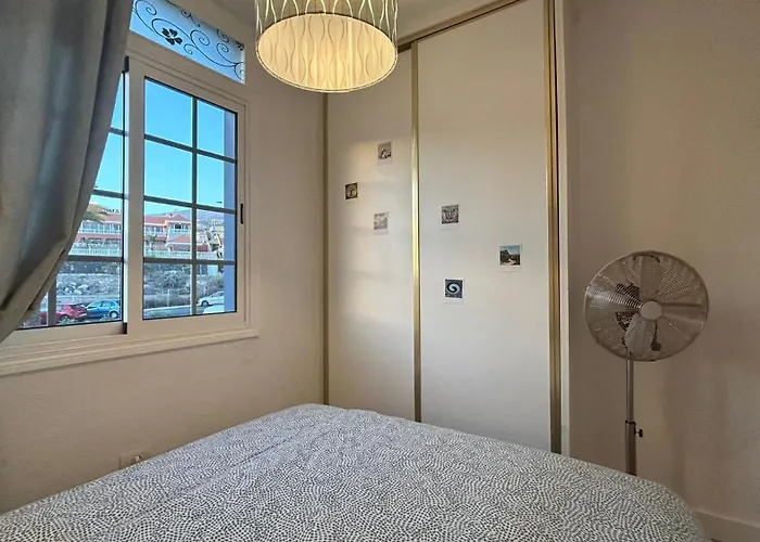 Huebsche Mit 2 Schlafzimmern, Pool Und Wlan, Strandnaehe شقة