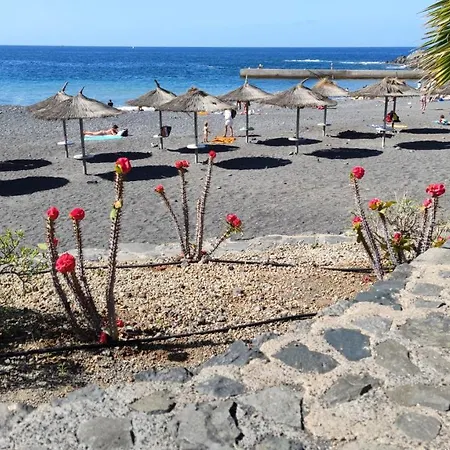 Huebsche Mit 2 Schlafzimmern, Pool Und Wlan, Strandnaehe Apartment